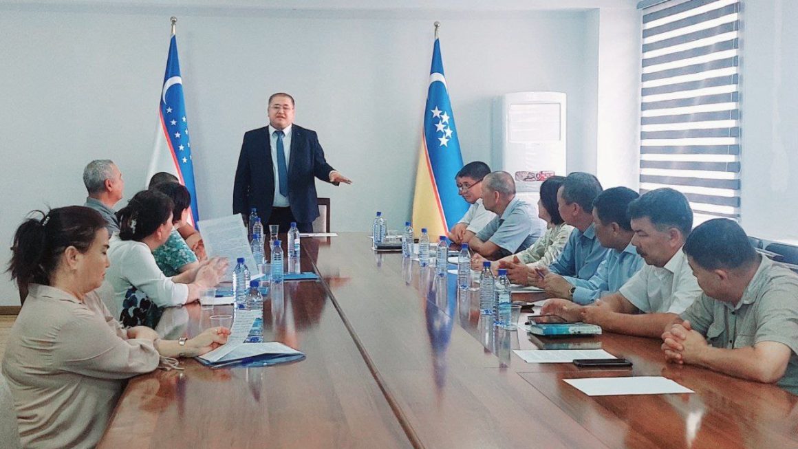  Baspasóz_konferenciyasıPedagoglardıń bilimin jetilistiriw-dáwir talabı