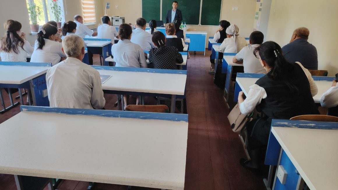 MEKTEPLERDE JAŃA BAHALAW ENGIZILMEKTE