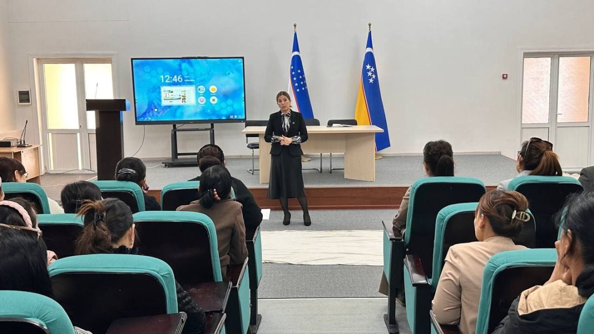 Úzliksiz kásiplik rawajlandırıw baǵdarındaǵı normativ-huqıqıy hújjetler mazmunı túsindirildi