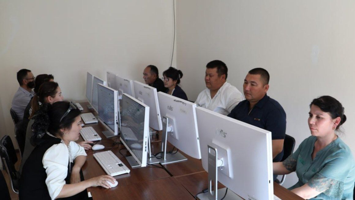 Tıńlawshılardan shıǵıw testlerin alıw processleri bolıp ótpekte