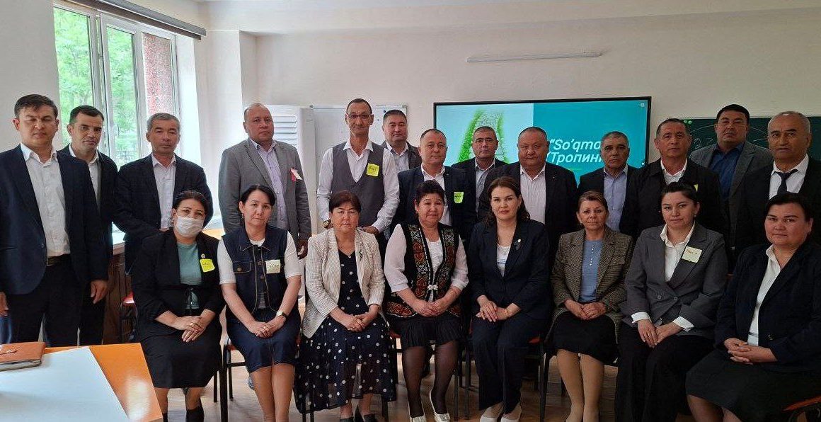 XXI ásir mektep direktorı: strategiyalıq jetekshilik hám innovaciyalıq qatnas