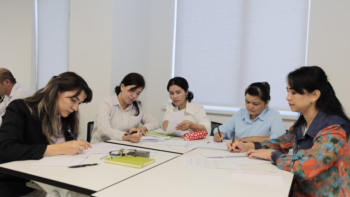 Nemis tili páni boyınsha oqıw-seminarlar juwmaqlandı