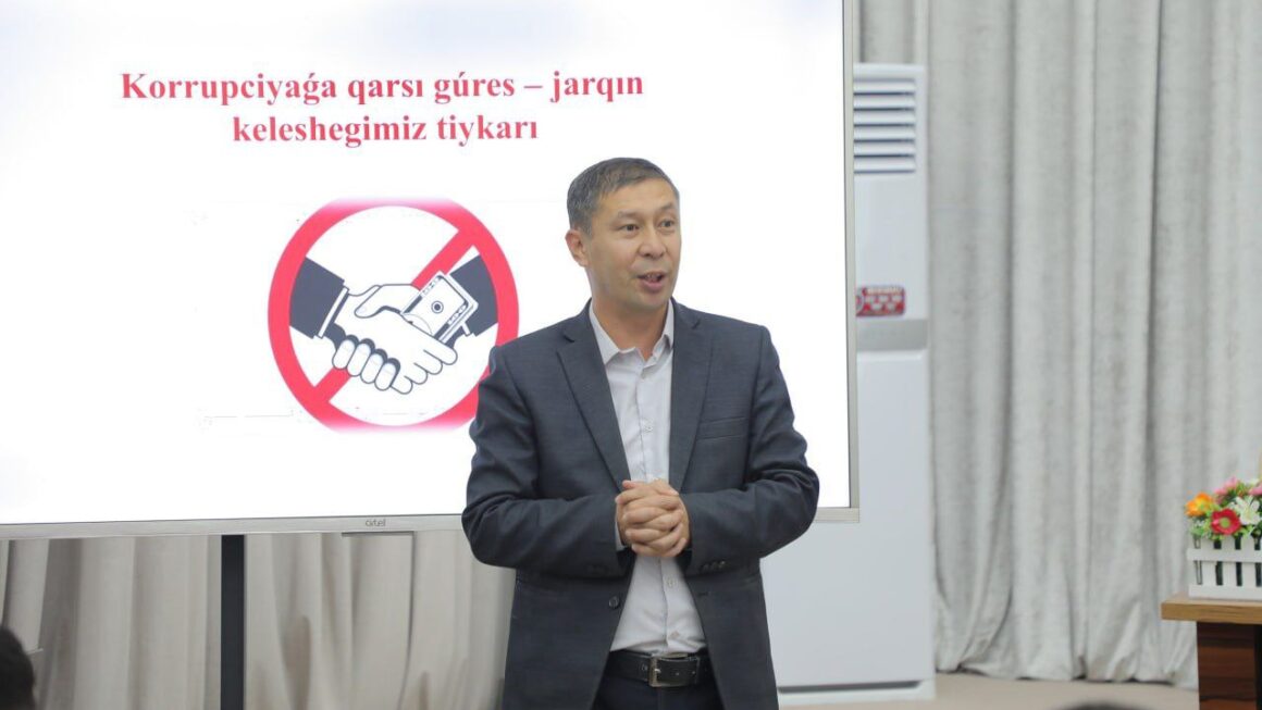 “Biz hadallıq tárepdarımız” – Prezident mektebinde ashıq esikler kúni