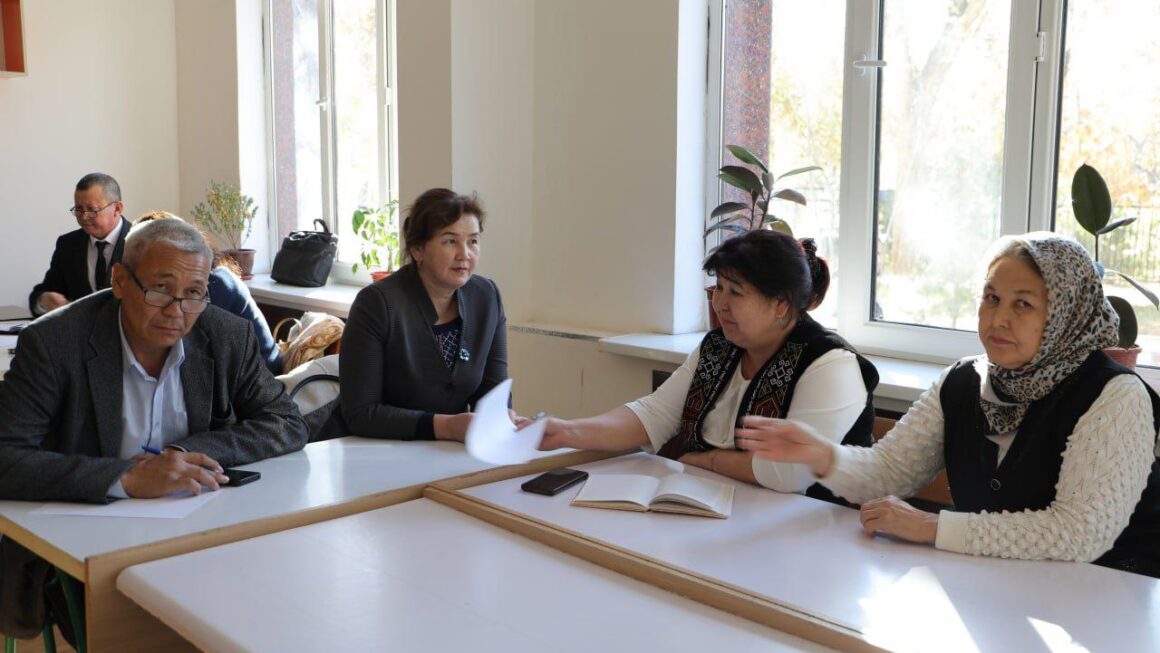 “Fanga oid kompetensiyalarni shakllantirishda zamonaviy o‘quv jarayonini tashkil etish yo‘llari: 5E ta’lim modeli” mavzusida amaliy seminar o‘tkazildi