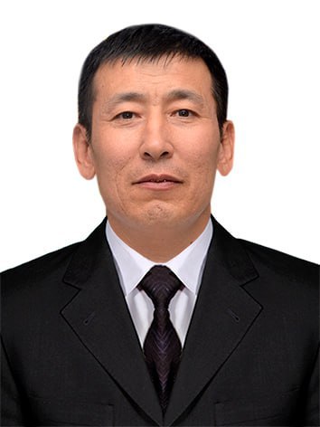 XUSH XABAR! Klishov Qodirboy Uzoqboyevich «Ta’lim fidoyisi» ko‘krak nishoni bilan taqdirlandi.