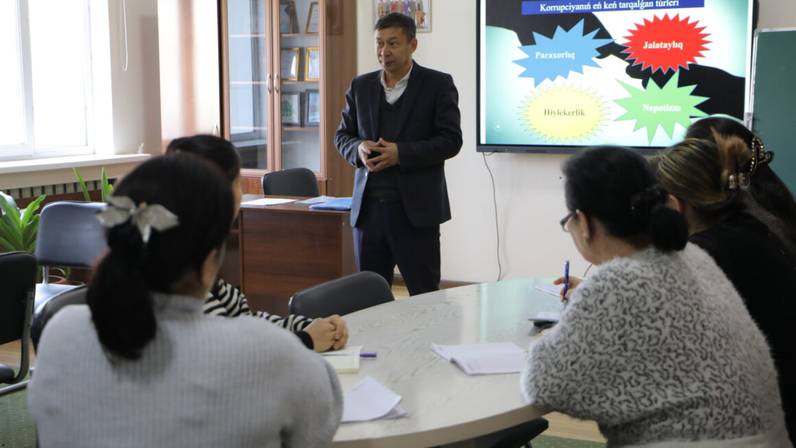 “Korrupciyasız jámiyet” atamasında ilaj ótkerildi