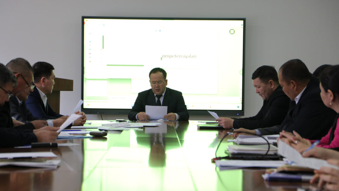 Pedagogikalıq sheberlik orayında gezektegi Keńes májilisi bolıp ótti