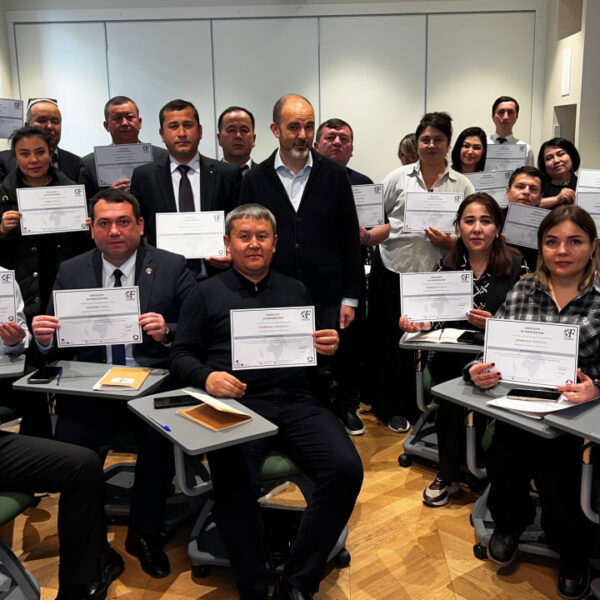 Qaraqalpaqstanlı pedagoglar Franciyada tájiriybe arttırıw baǵdarlamasın tabıslı juwmaqladı