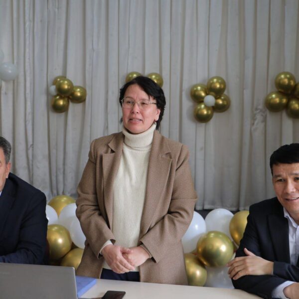 Ziyalı hayal – jámiyet tayanıshı