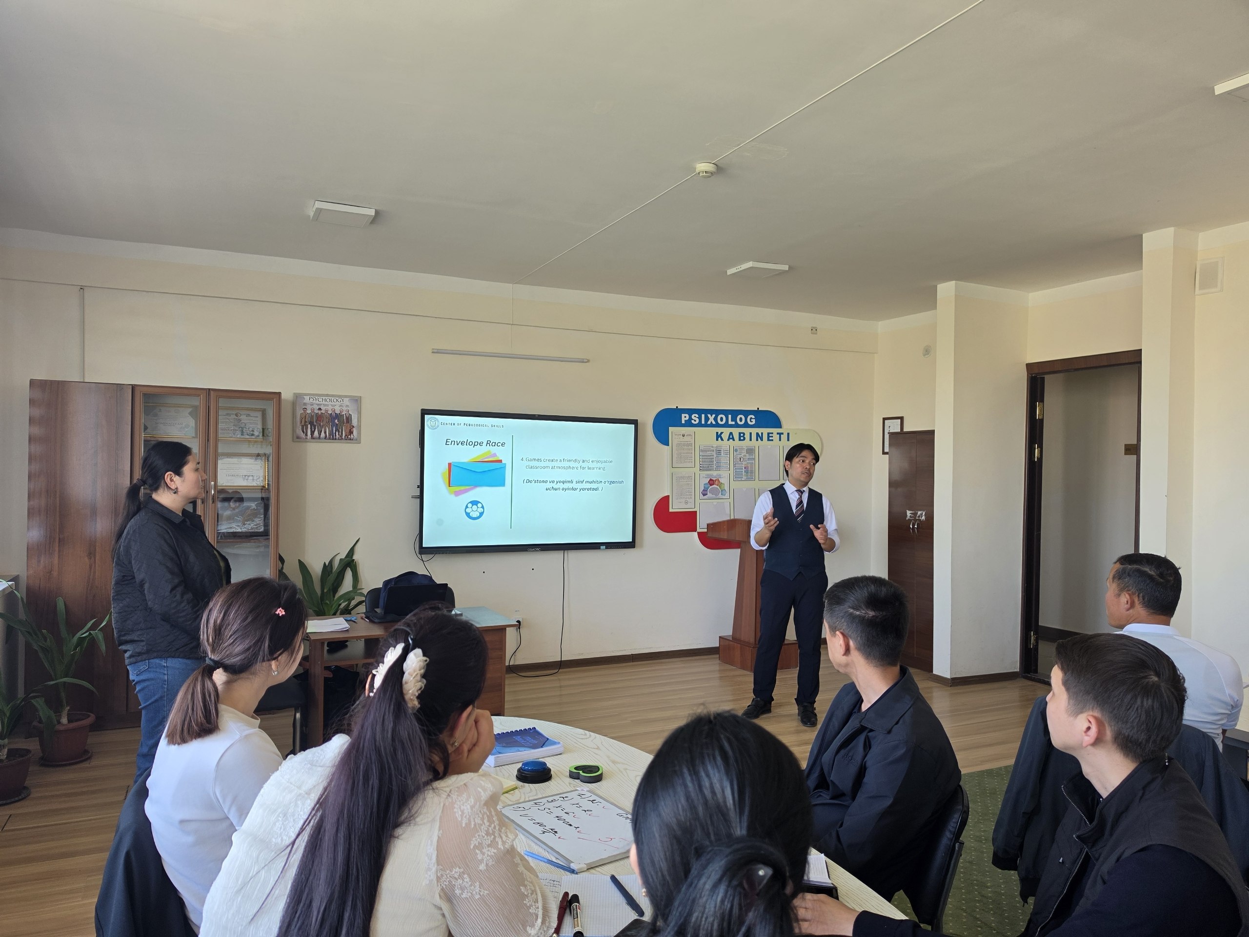 Klasstan tıs dógerek jumısların nátiyjeli monitoring etiw hám ámelge asırıw”