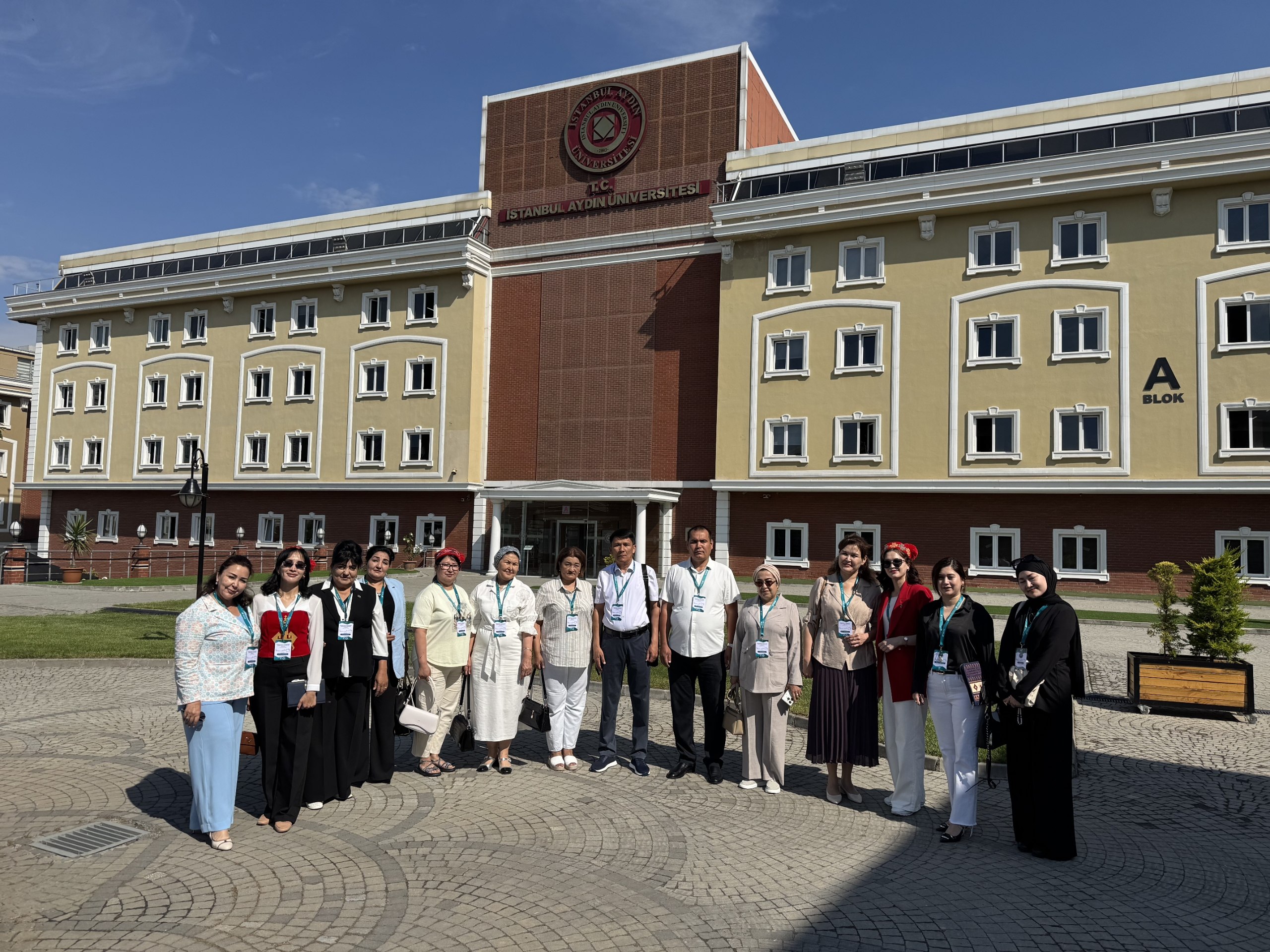 #Xalıqaralıq_birge_islesiw Xalıqaralıq tájiriybe almasıw: oraydıń professor-oqıtıwshıları Stambulda