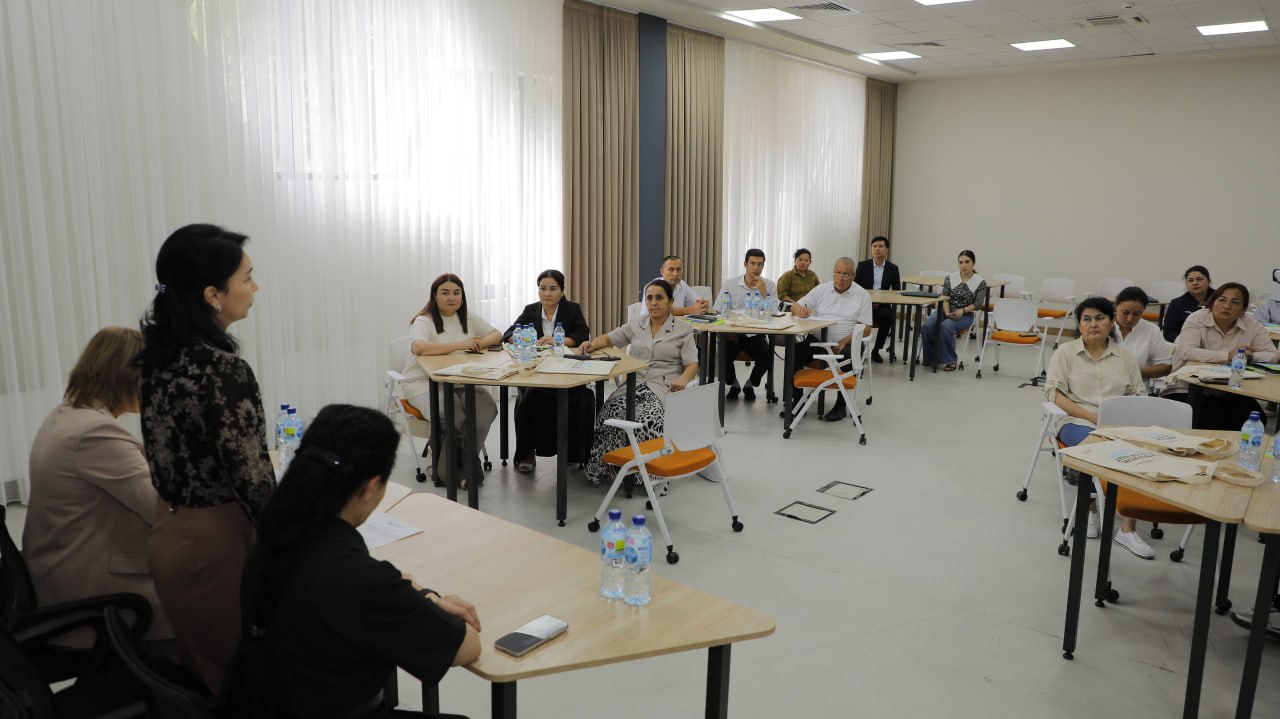 Nemis tili páni master-trenerleri hám mentor-oqıtıwshıları ushın qısqa múddetli oqıwlar baslandı